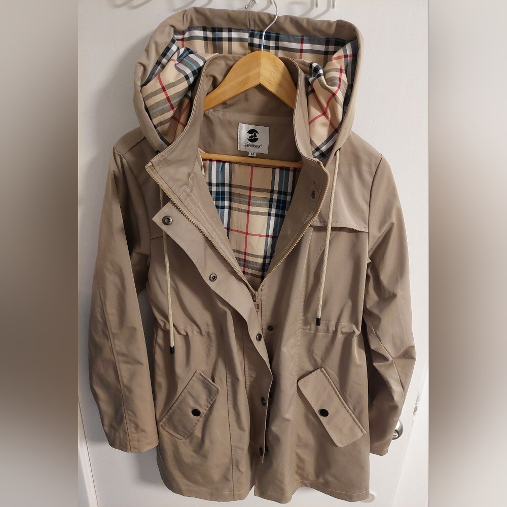 Waterproof Women's Beige Hooded Jacket - Raincoat Outdoor Windbreaker - Picture 2 of 13
